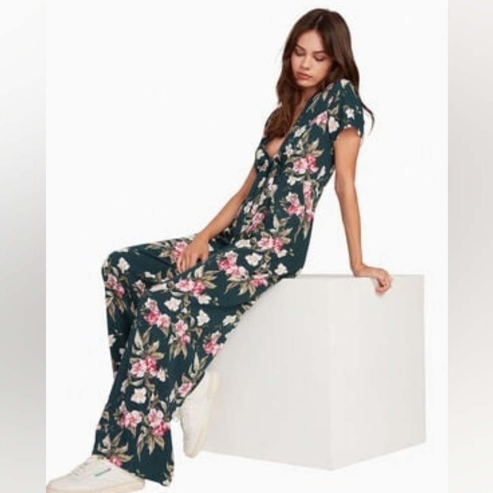 NWOT Volcom Haute Tropic Wide Leg Floral Jumpsuit Pant Suit Dark Green Size XS - Picture 3 of 11